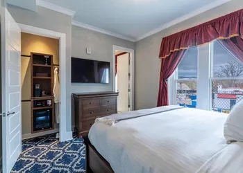 Hotel St. Cloud hotel thumbnail 6