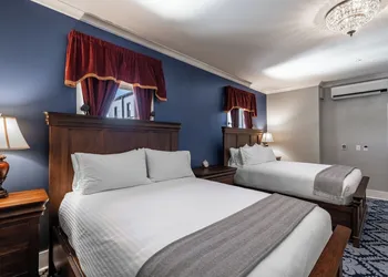 Hotel St. Cloud hotel thumbnail 8
