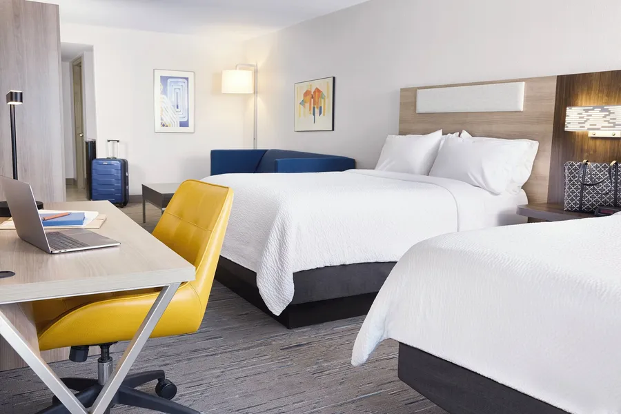 Holiday Inn Express & Suites Miami Intl Airport - 36th St hotel detail image 2