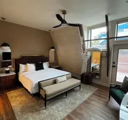 The Q Inn hotel detail image 4