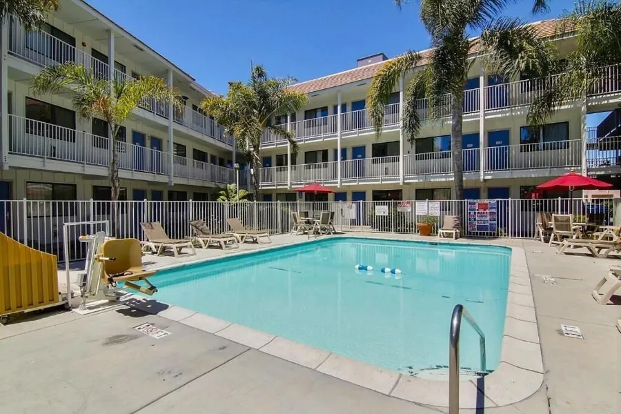 Vagabond Inn - Carpinteria North hotel detail image 6