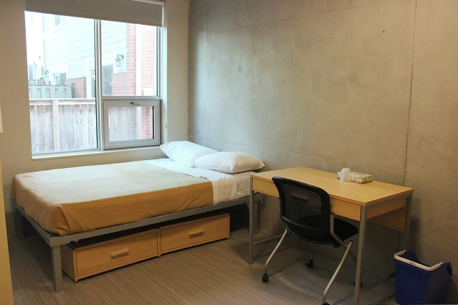 Henderson Residence University of Ottawa hotel detail image 2