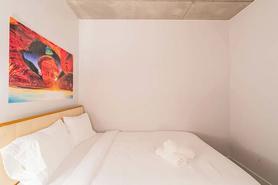 Sora DT Stay w CityView-HeatedPool-Gym hotel detail image 2