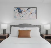 Maple Suites - Downtown Toronto hotel detail image 5