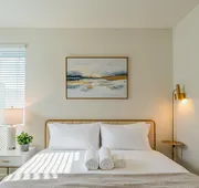Sleek Stay 4mins to State Farm Stadium hotel detail image 3