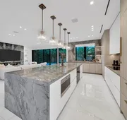 Luxury Pool Home - Downtown Brickell hotel detail image 4