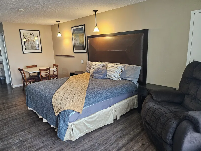 Home Away Inn Laramie hotel detail image 6