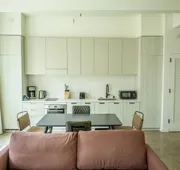 Reside Craftsman Los Angeles, a Wyndham Residence hotel detail image 7
